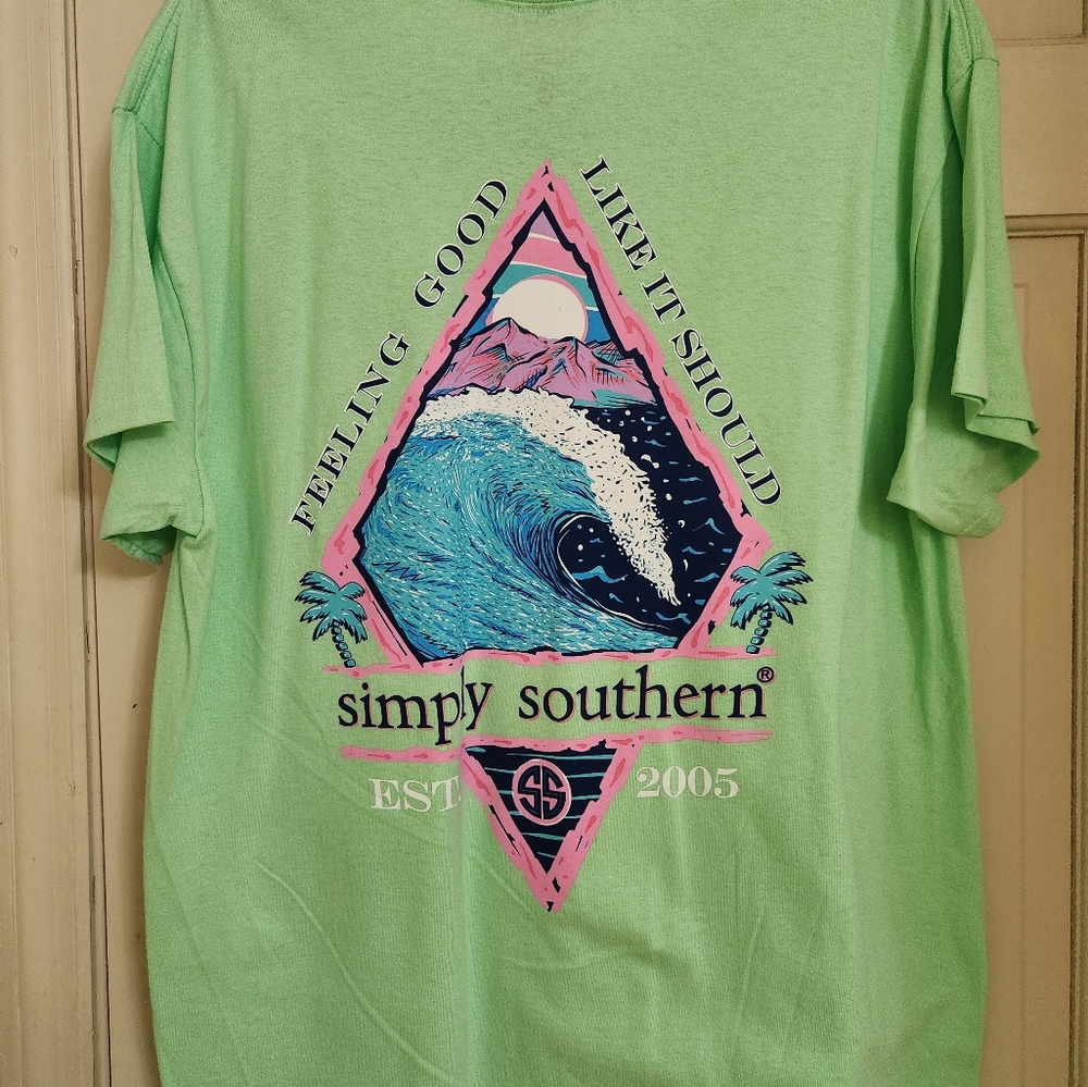Set of 2 Medium Simpley Southern T-shirts - Picture 2 of 6